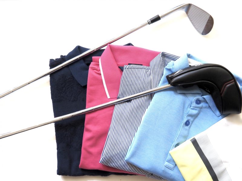 ゴルフウェアとゴルフクラブ